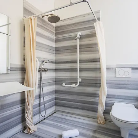 Rossella Hotel