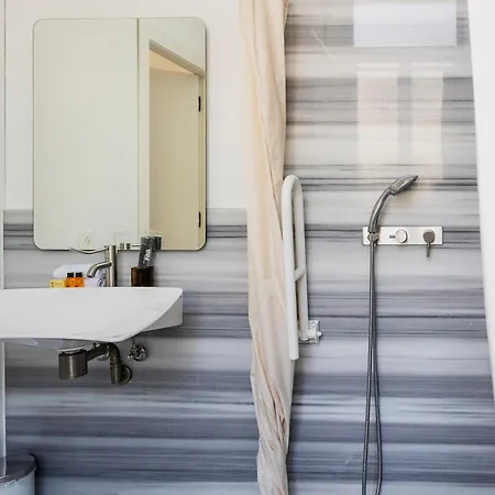 Hotel Rossella Muralto