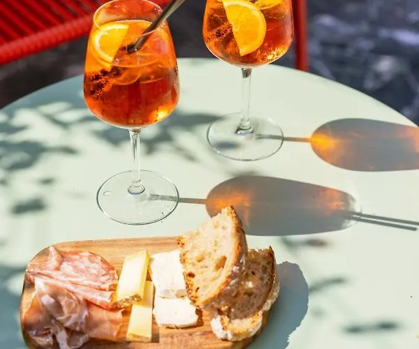 ホテル Rossella *