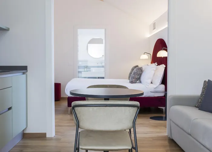 Hotel Rossella Muralto